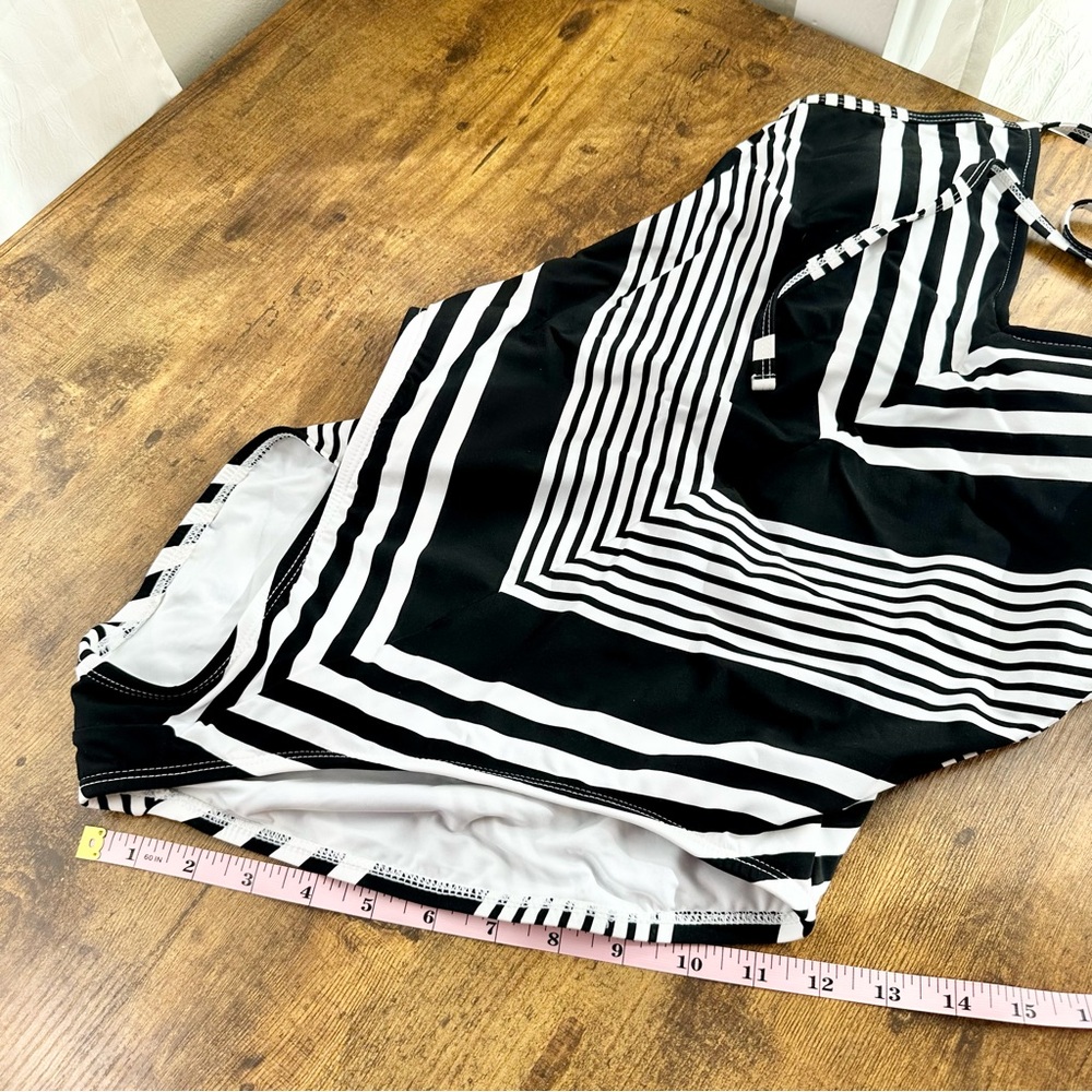 La Blanca Fine Line Halter, Black and White Chevron One-Piece Swimsuit - Picture 12 of 16